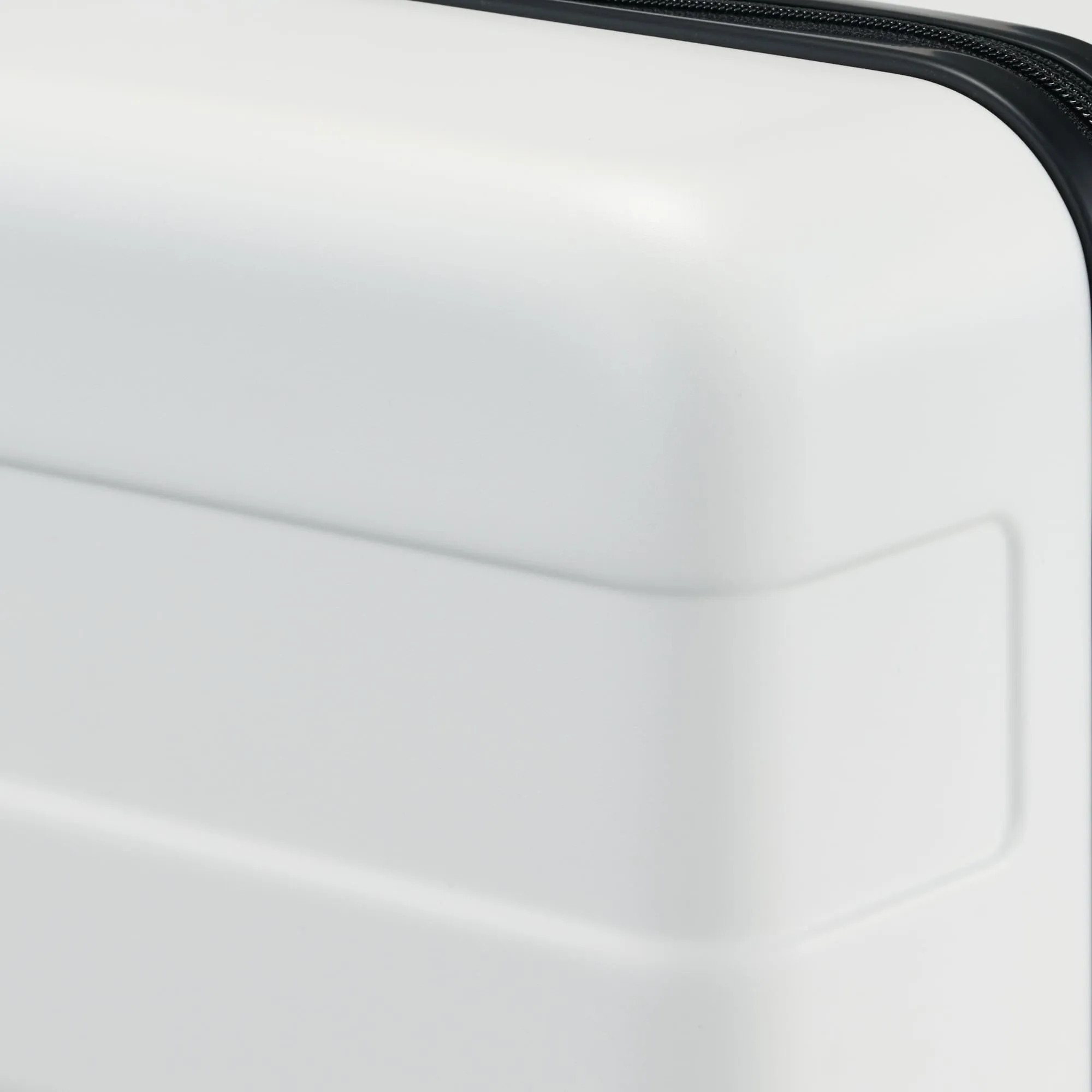 Adjustable Handle Hard Shell Suitcase 75L | Check-In