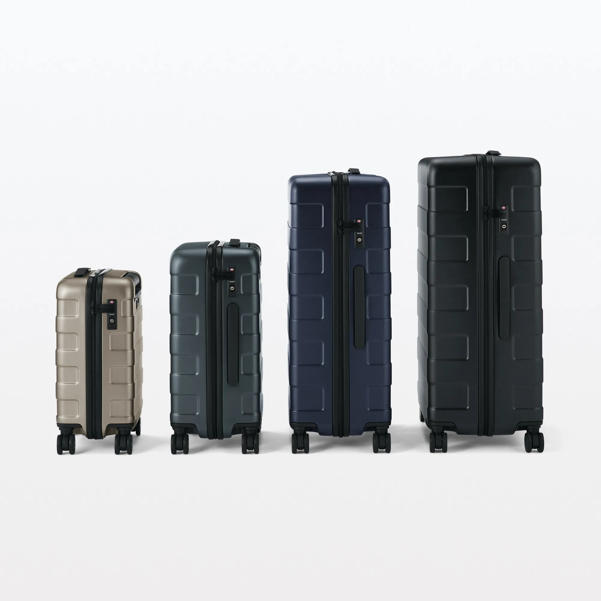 Adjustable Handle Hard Shell Suitcase 75L | Check-In