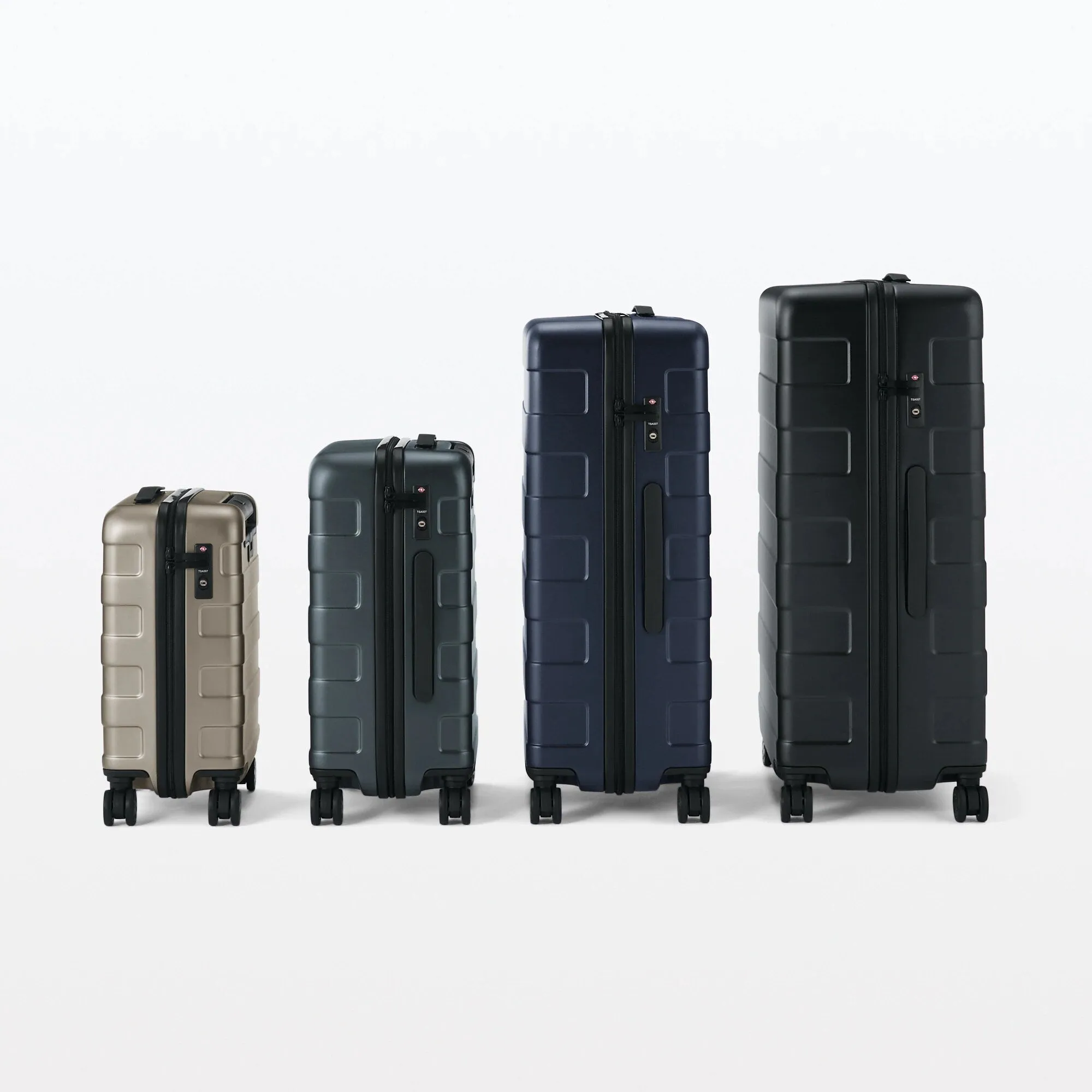Adjustable Handle Hard Shell Suitcase 75L | Check-In
