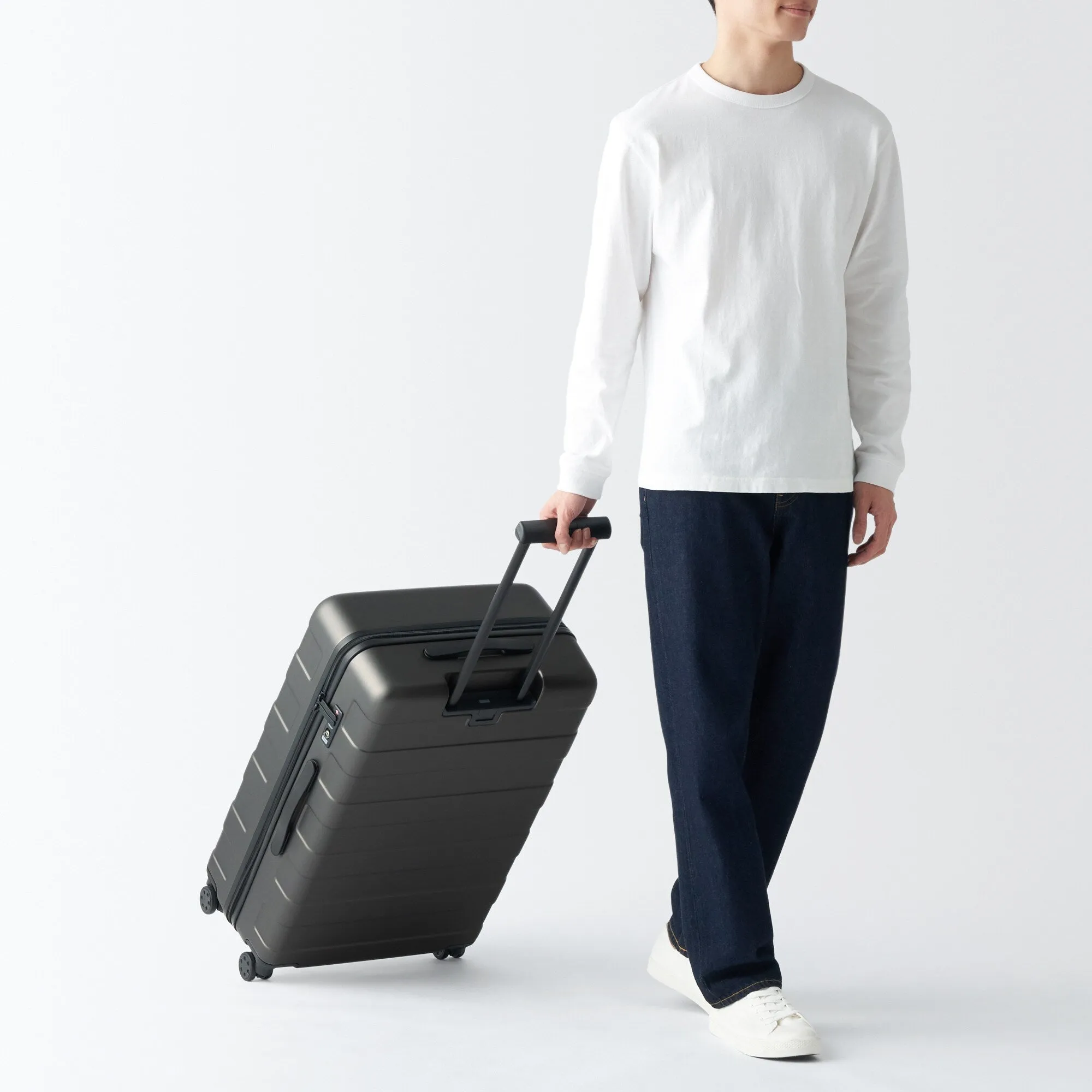 Adjustable Handle Hard Shell Suitcase 75L | Check-In