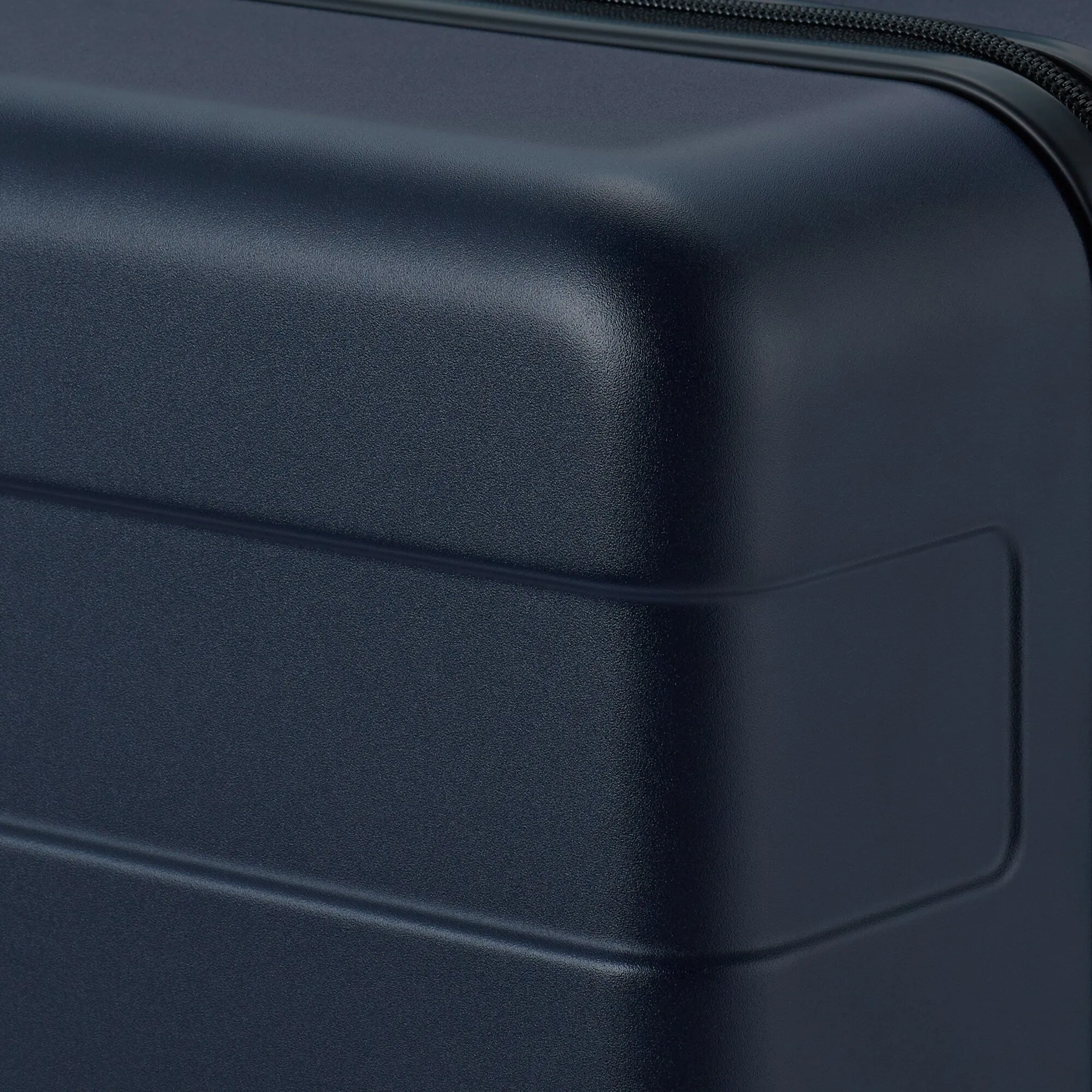 Adjustable Handle Hard Shell Suitcase 75L | Check-In