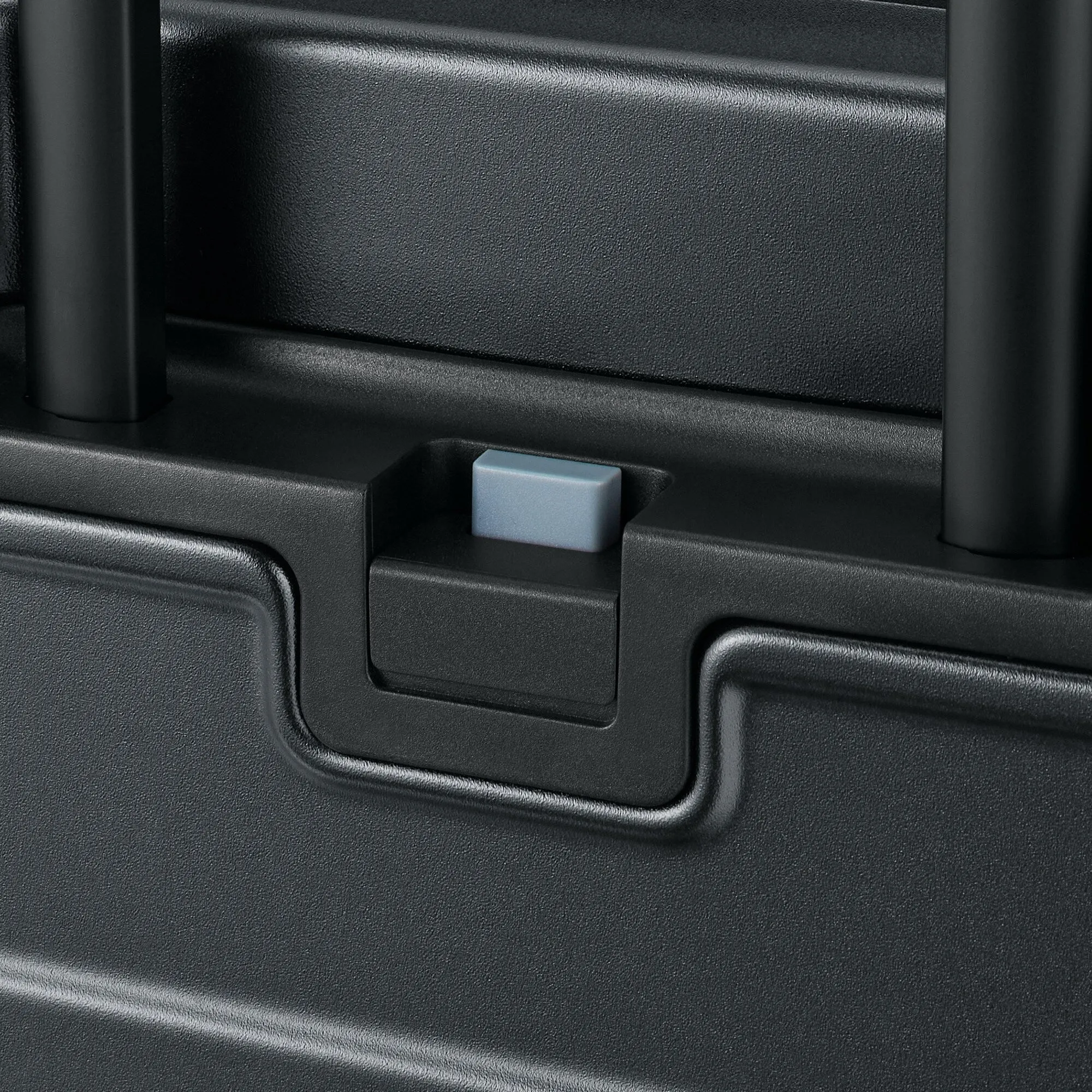 Adjustable Handle Hard Shell Suitcase 75L | Check-In