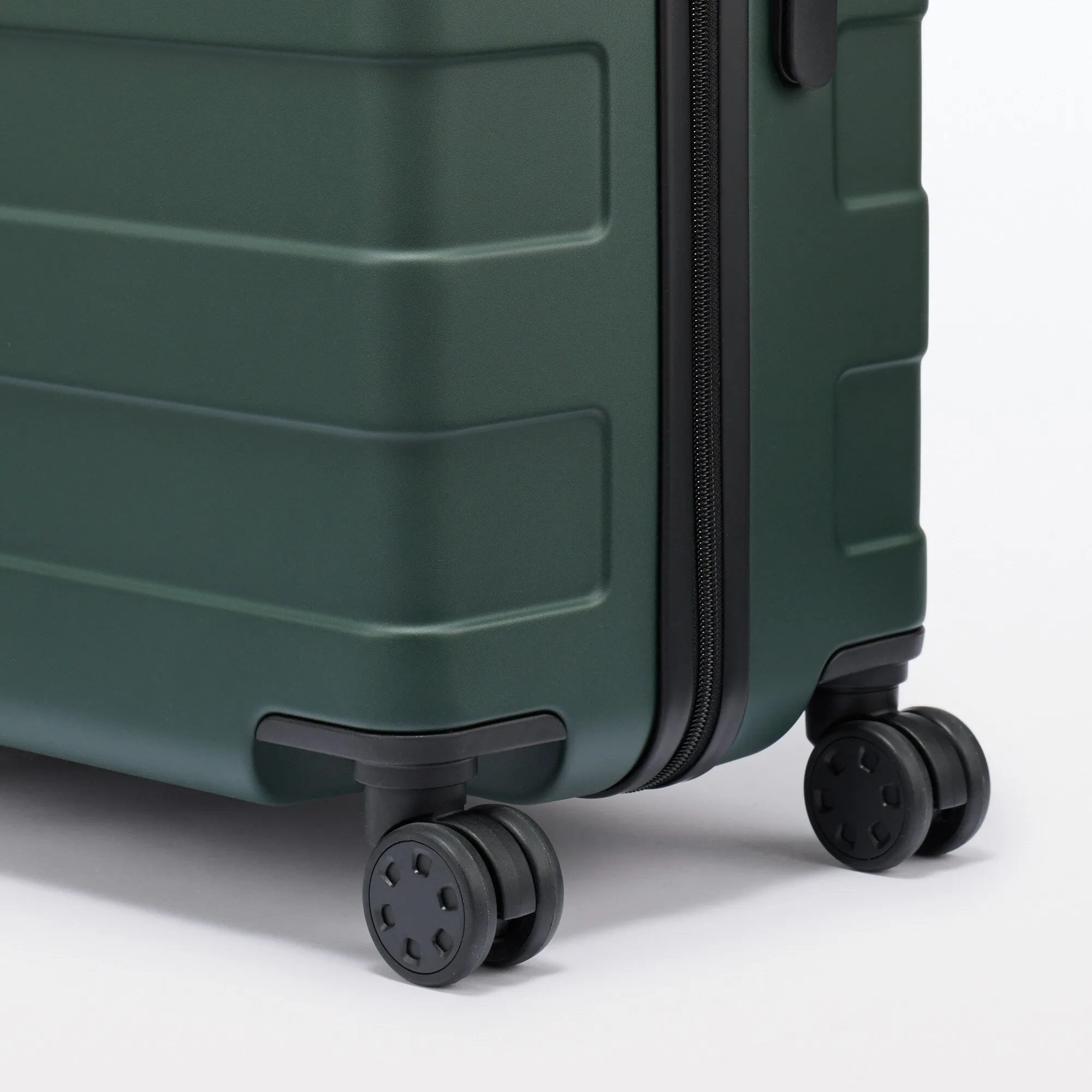 Adjustable Handle Hard Shell Suitcase 75L | Check-In
