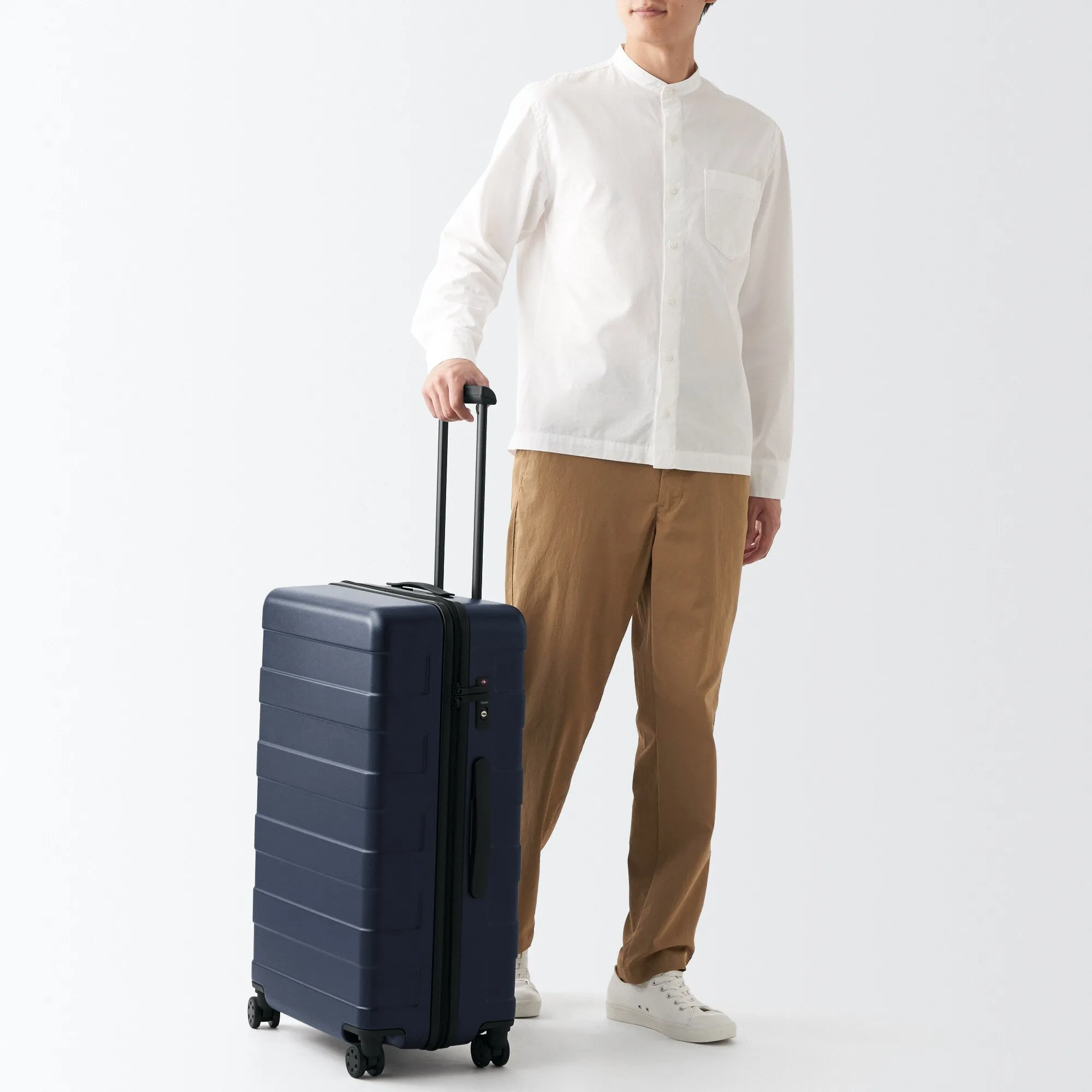Adjustable Handle Hard Shell Suitcase 75L | Check-In
