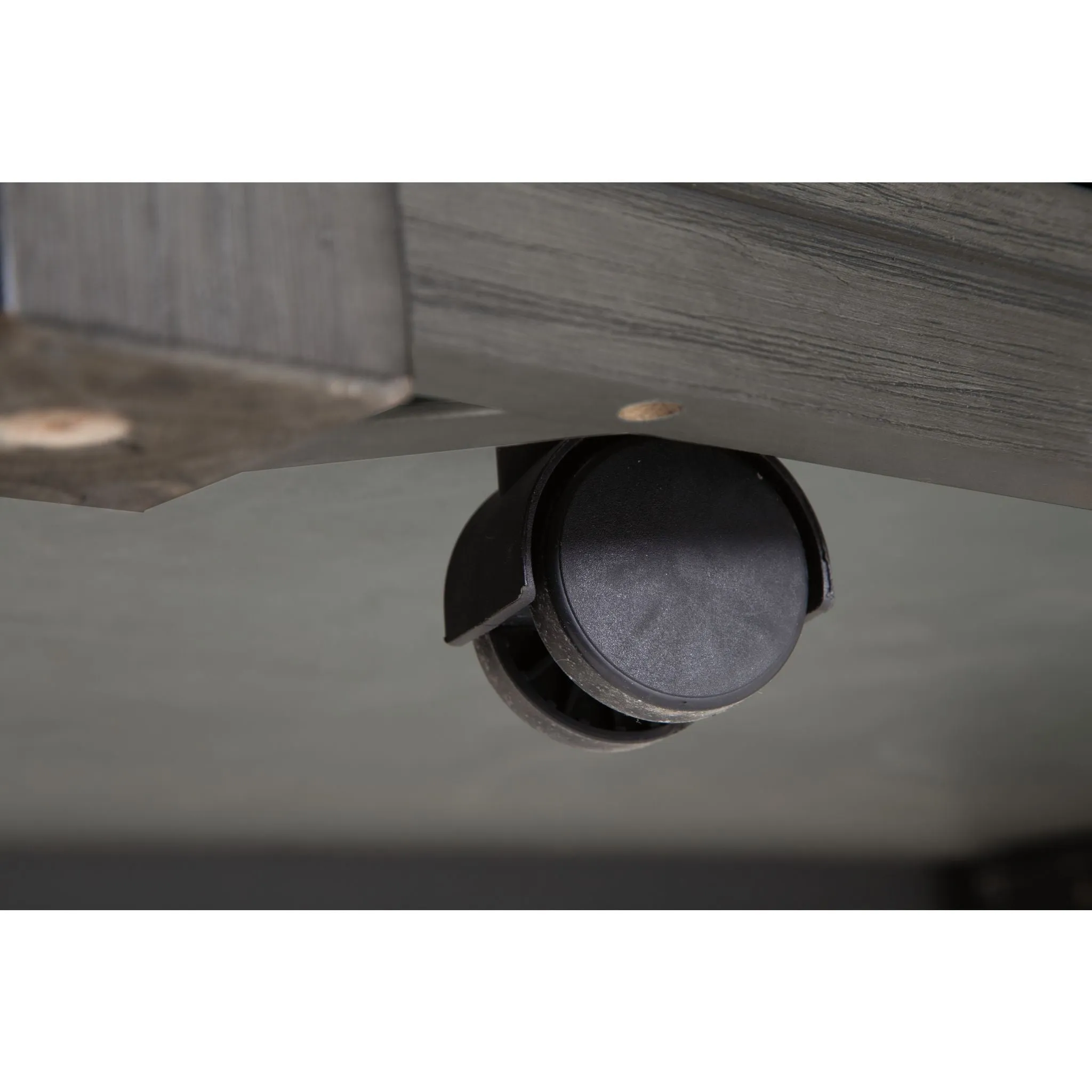 Caitbrook Cocktail Table with Lift Top